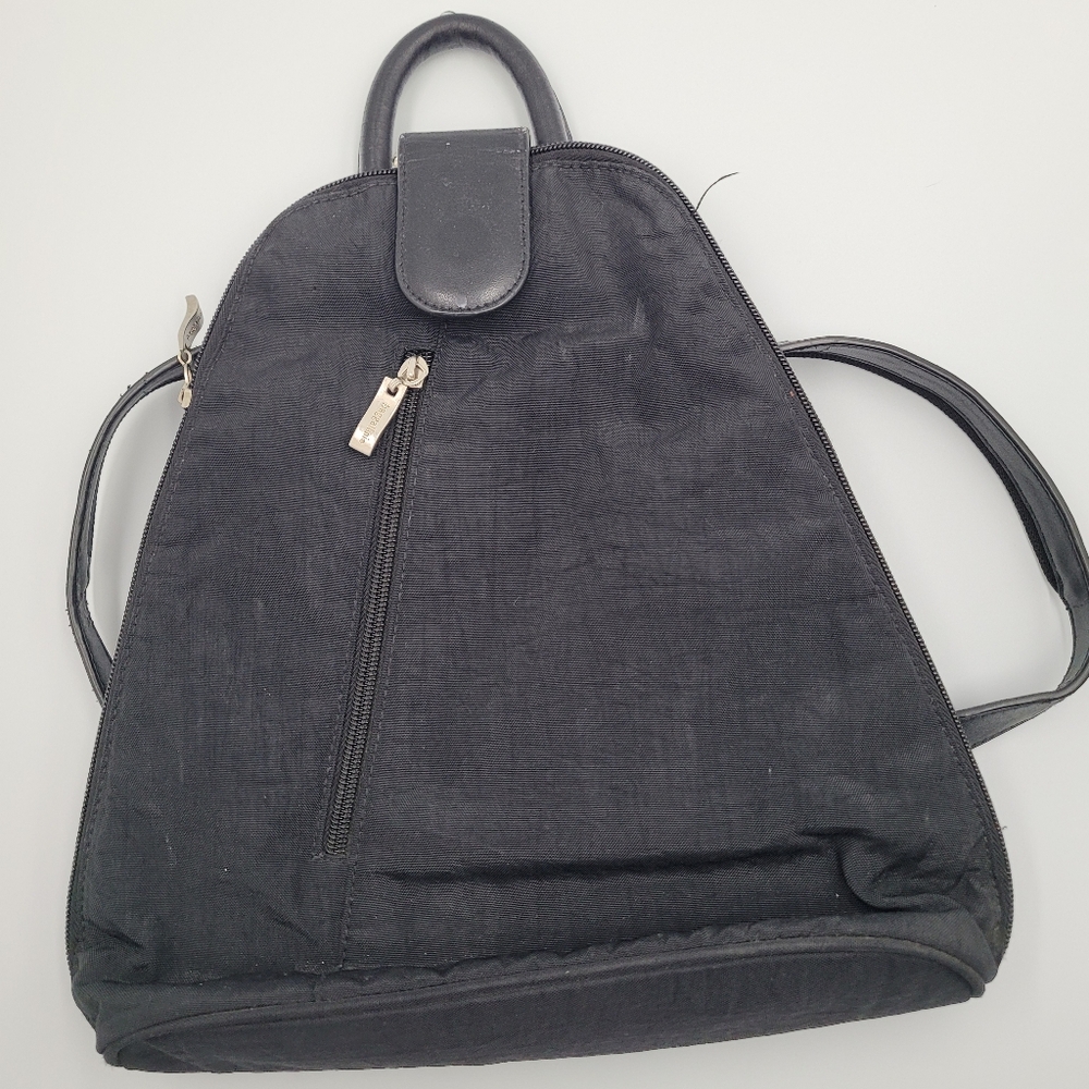 Baggallini Small Black Backpack - image 3